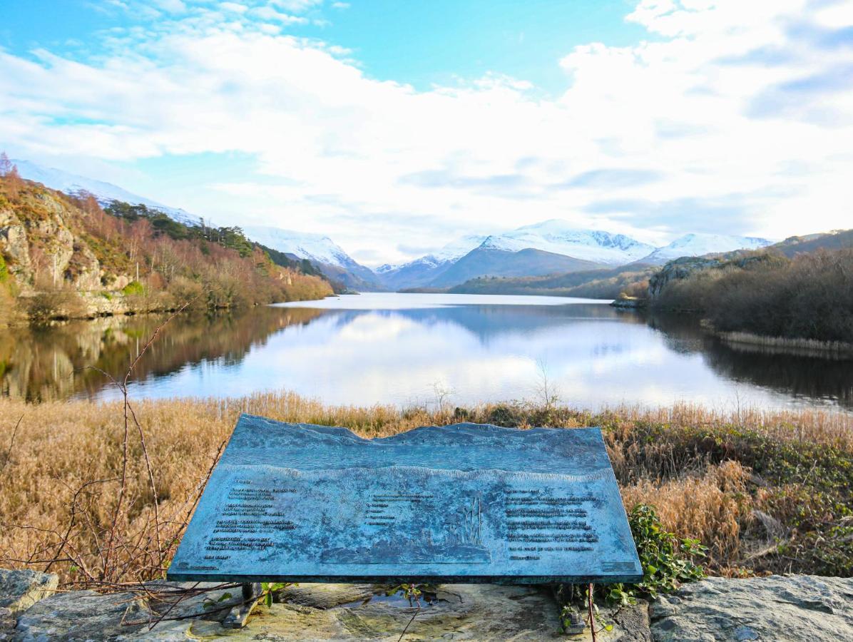 9 Ty Du Road Villa Caernarfon Eksteriør billede